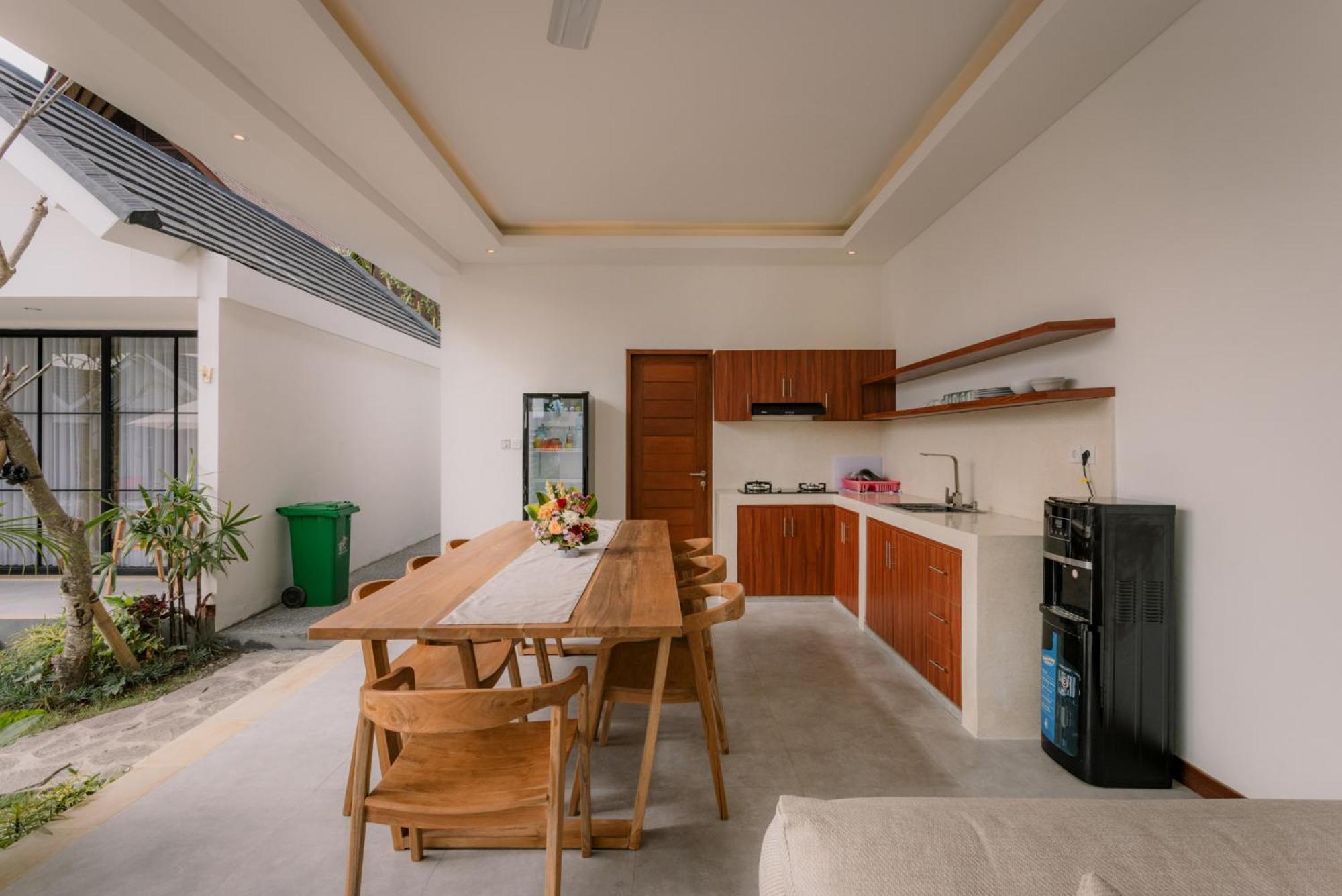 Sari Uma Canggu By Hospitality Bali Exterior photo